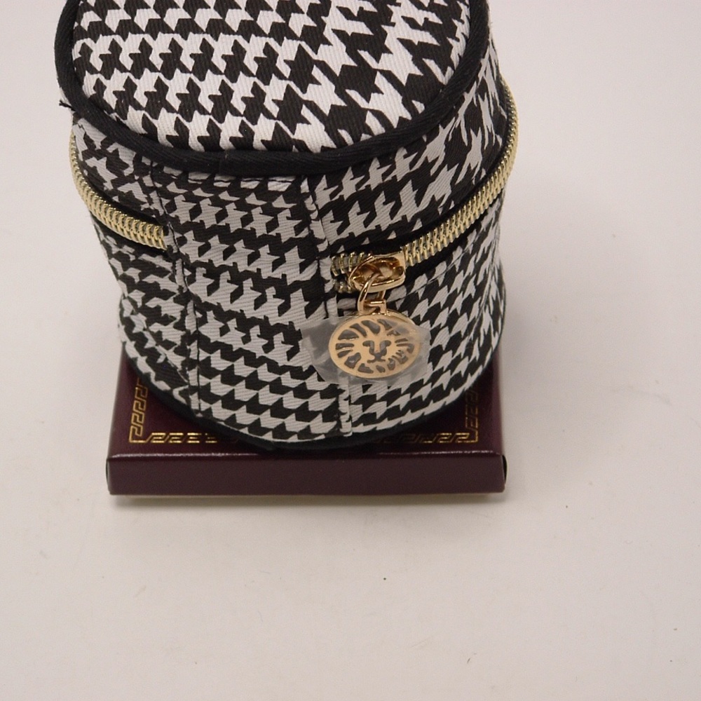 Anne Klein Travel Jewelry Case - Picture 4 of 10